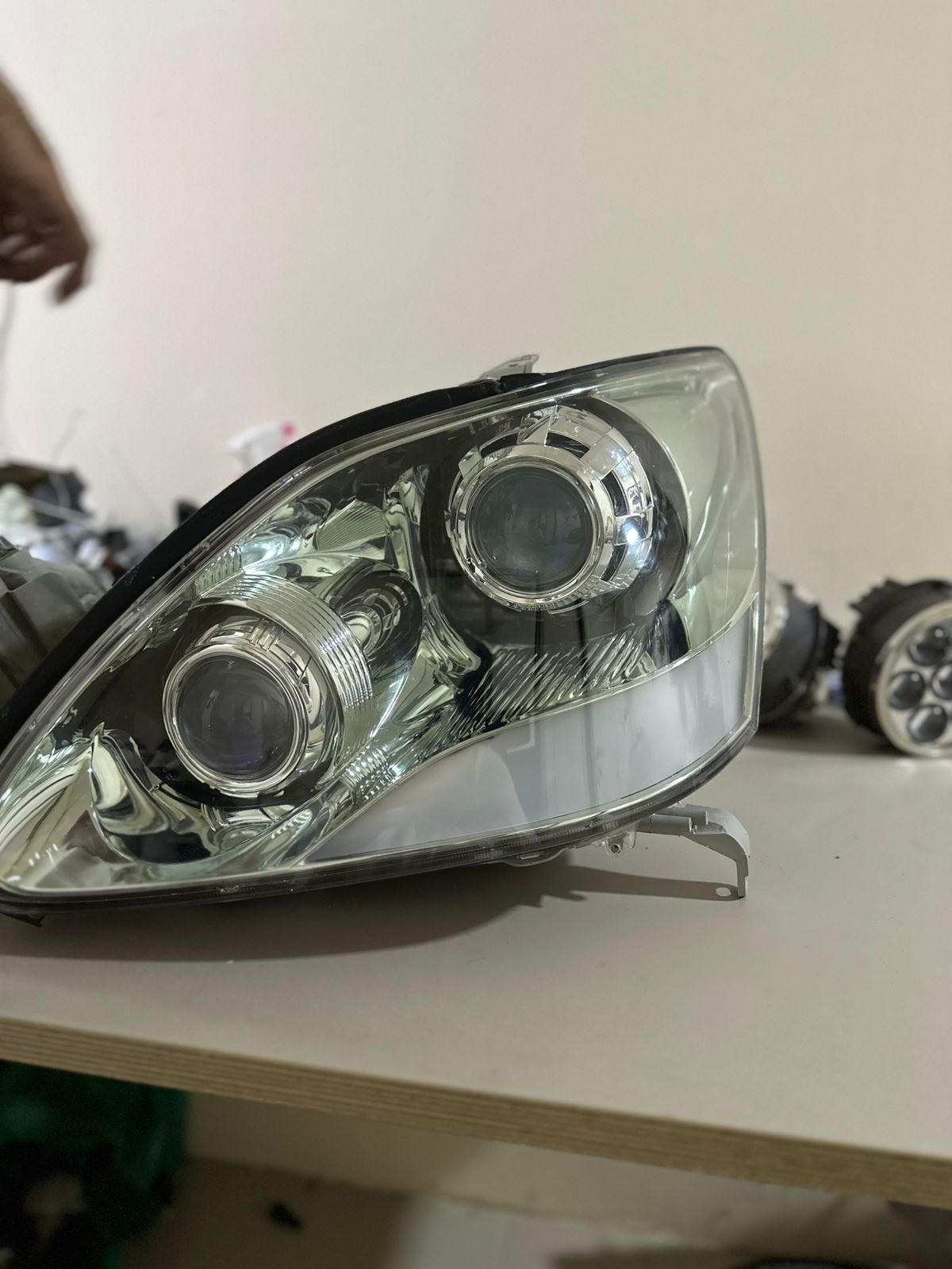 Ls 430 (04-06) Custom OEM+ Headlights