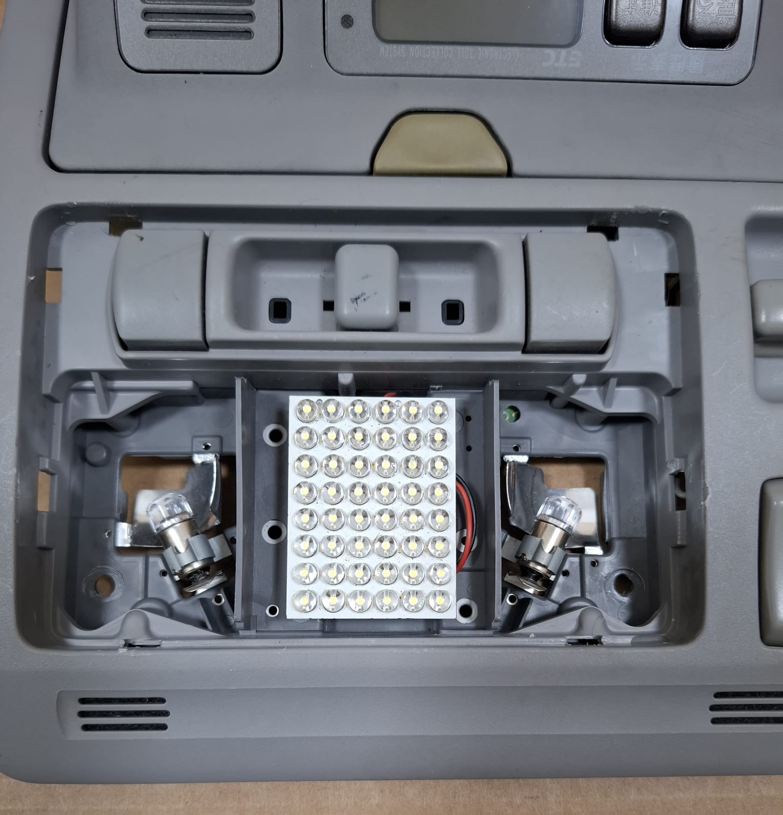 Ls430 (01-06) Roof led light with crystal glass